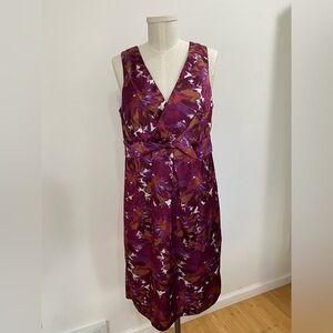 2 for $12 ⚜️ Max & Cleo Fit & Flare Sheath Sleeveless V-Neck Shiny Dress Size 12